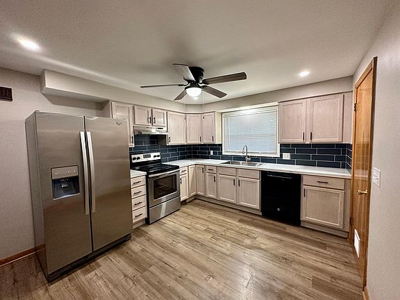 2nd image of 1215 35th St NW
