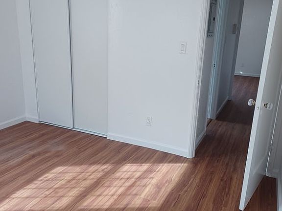 4th image of 3129 64th Ave