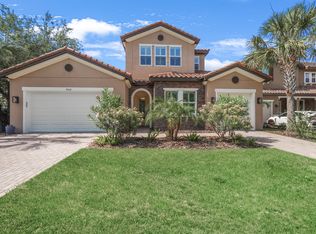 9008 Hixon Rd, Tampa, FL 33626