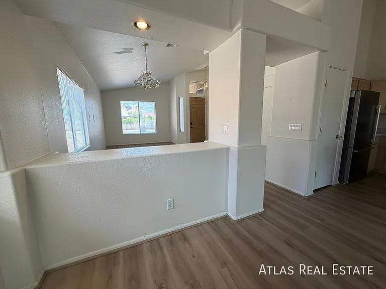 7794 S Trumpet Vine Ave — Photo 9
