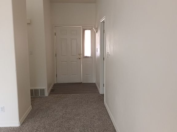 5th image of 255 W Acorn Dr #255