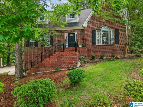 184 Grande View Ln, Maylene, AL 35114
