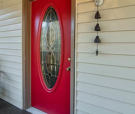 4th image of 1079 Green Valley Dr