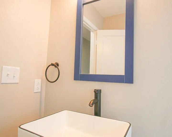 2018 E 12th St Fourplex — Photo 18