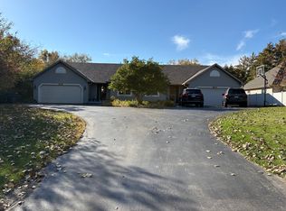 9135 S 20th St, Oak Creek, WI 53154