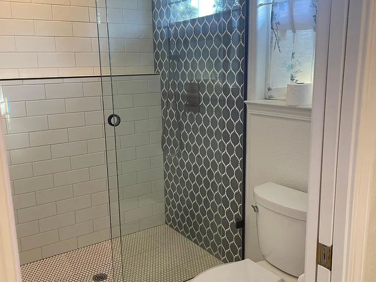 1016 Taft Ct — Photo 3