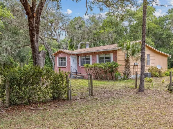 9105 SE 225th Dr, Hawthorne, FL 32640