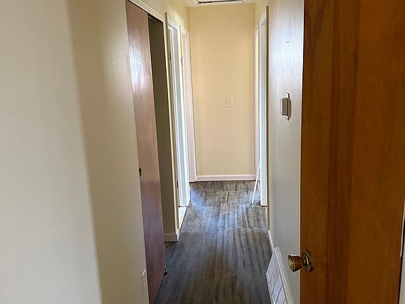 5th image of 605 Fern Ct
