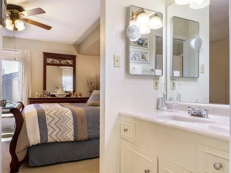6827 Butler Ct — Photo 21