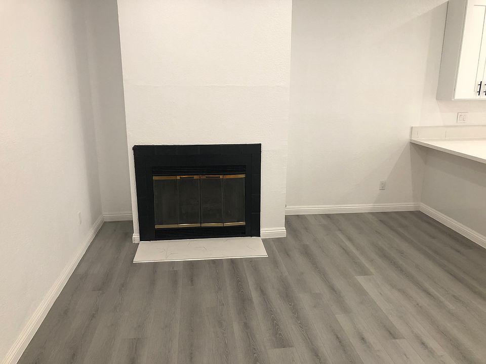 1st image of 10234 Tujunga Canyon Blvd #102