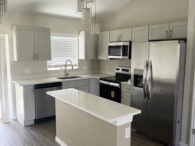 13805 SE 41st Ct — Photo 5