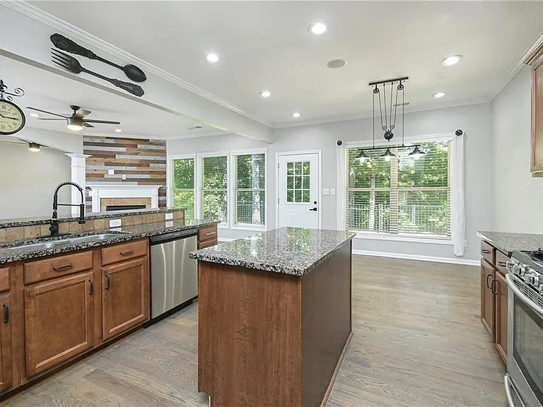1199 Harvest Brook Dr — Photo 18