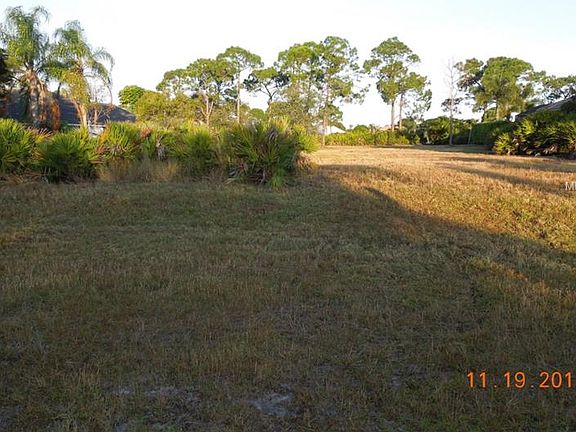 4th image of 4070 Cape Cole Blvd
