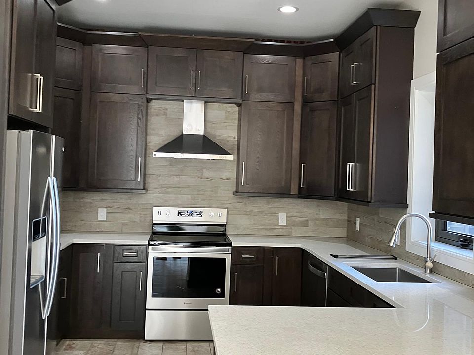 1st image of 225 McWhorter St #316