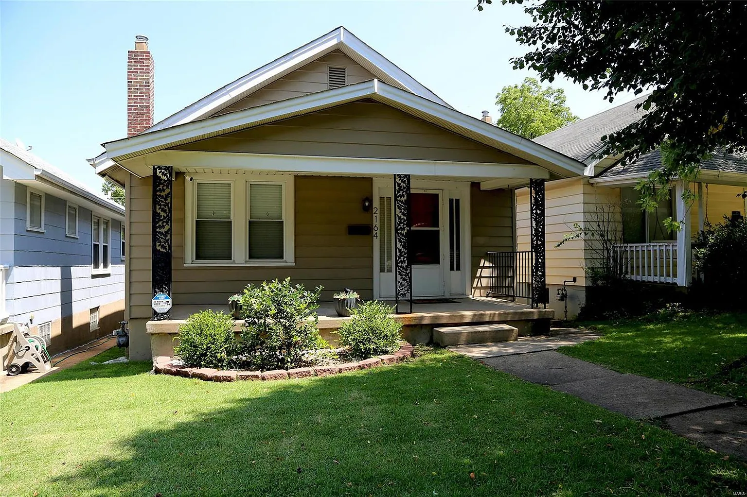 2164 Esther Ave photo 1