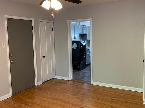 5th image of 1020 Sanford Ave #2S
