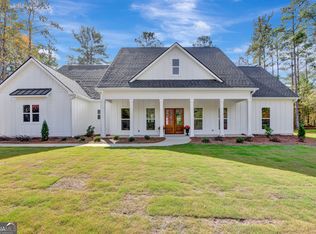 1001 Farmington Rd, Griffin, GA 30224