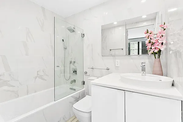 Sold by Corcoran | media 7