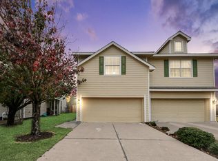 17267 Oakwood Chase Dr, Spring, TX 77379