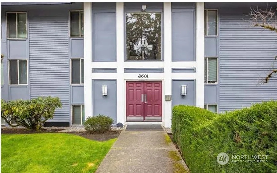 8601 Zircon Drive SW #A5 photo 1