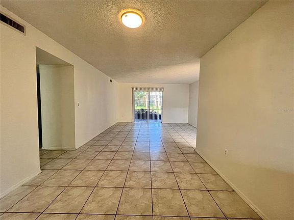 3rd image of 1000 Lake Of The Woods Blvd APT H101