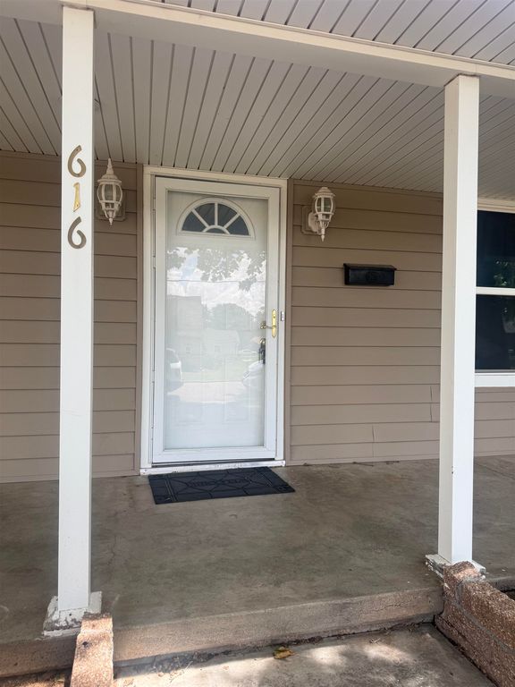 Apartment in Larned, Pawnee - View 3