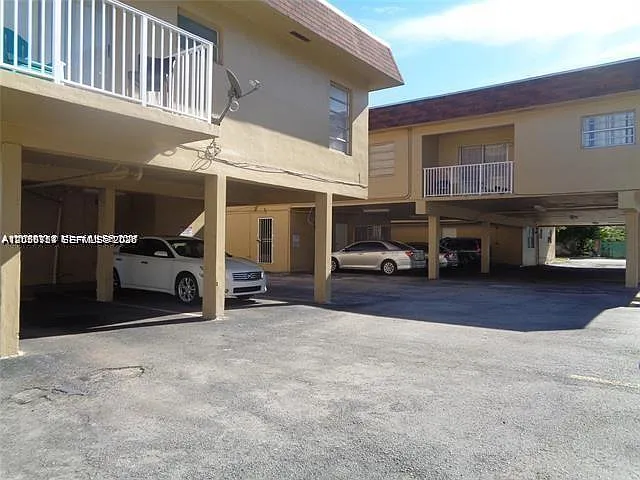 16150 NE 21st Ave #6 — Photo 2