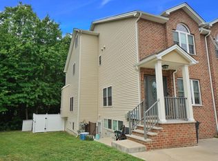 116 El Camino Loop #1, Staten Island, NY 10309