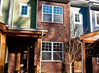 617 Village Main Cres, Davidson, NC 28036
