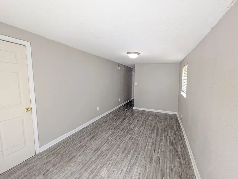 290 Hebert St — Photo 14