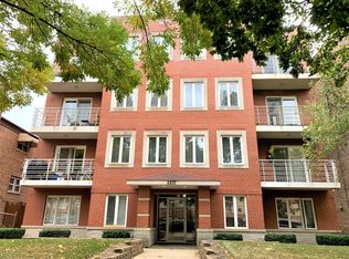 2217 W Farwell Ave APT 3D, Chicago, IL 60645