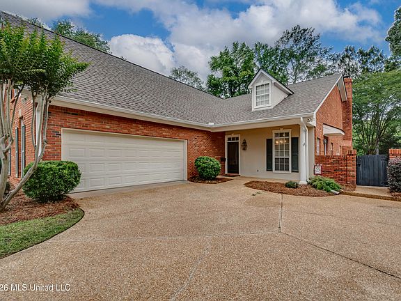 2nd image of 113 Rhapsody Cir