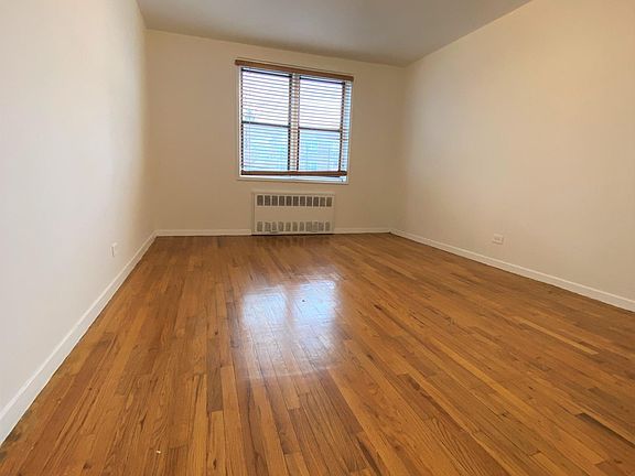 3rd image of 1038 Esplanade Ave