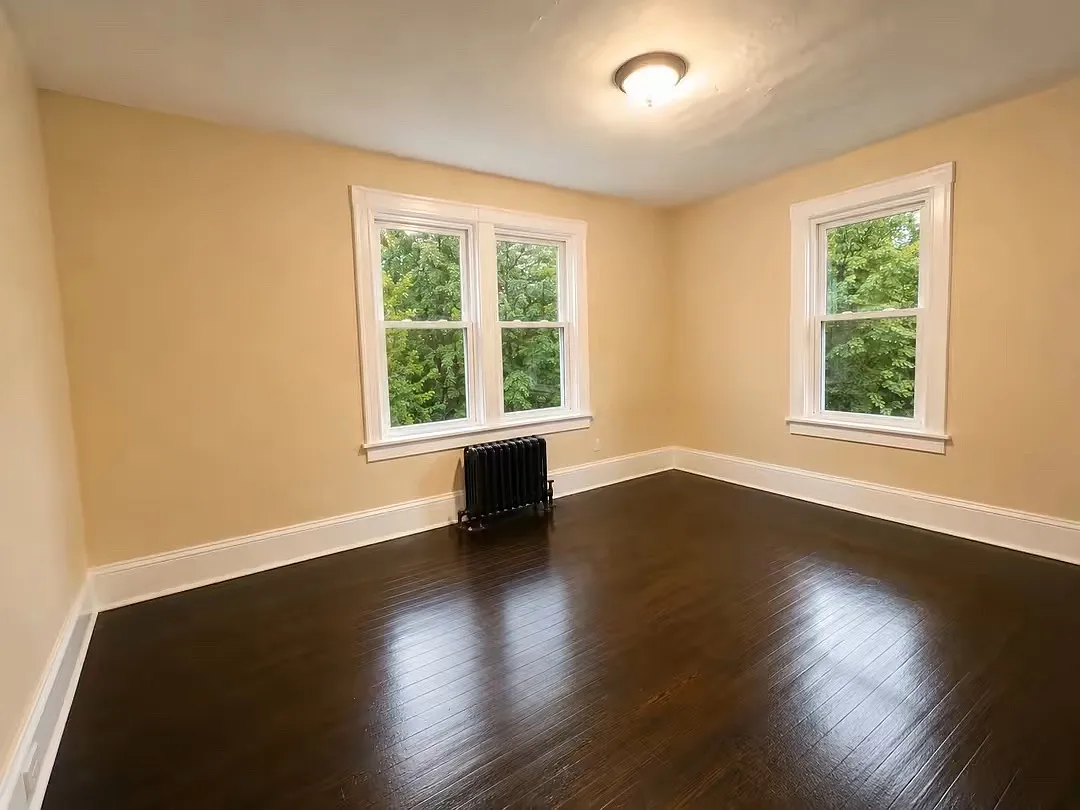 3 bed, 1173 sqft, $3,500 — Photo 3