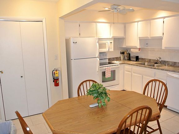3rd image of 3150 N Atlantic Ave #440-18