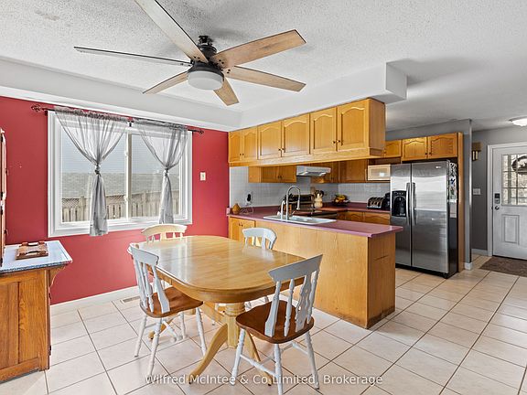 4th image of 59 Dales Dr
