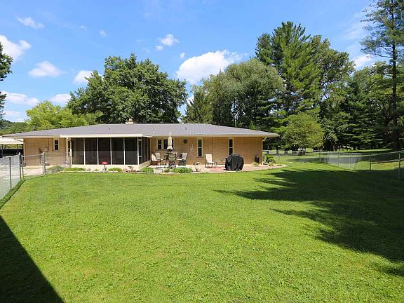 2nd image of 1408 County Road 18