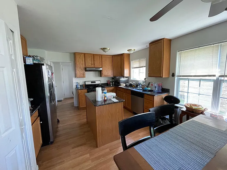 4134 Strathmore Ln — Photo 13