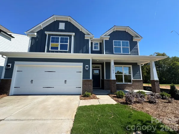 2752 Ashton Park Ln, Monroe, NC 28110