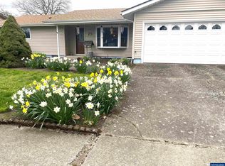 5890 14th Ave NE, Keizer, OR 97303