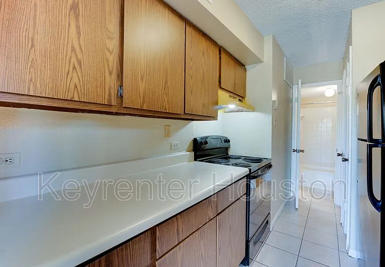 2750 Holly Hall St #120 — Photo 11
