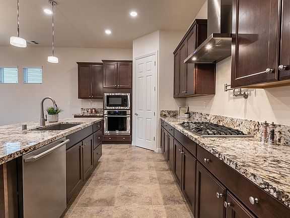 3rd image of 8371 Druids Glen Dr