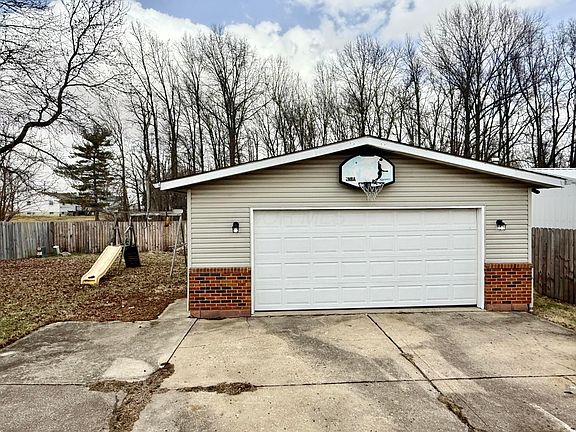 3rd image of 2657 Heidelberg Dr
