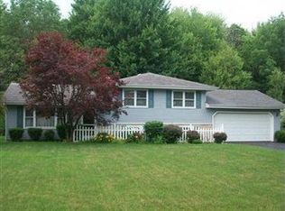 4750 Heritage Dr, Canfield, OH