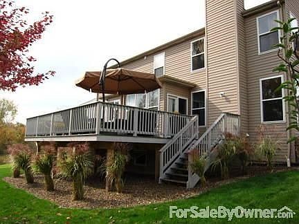 4th image of 915 Edgar Ln