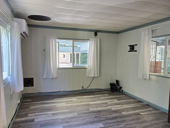 3rd image of 1600 Rhododendron Dr Space 143