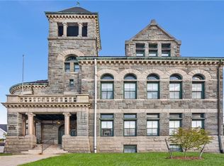 24 Front St APT 7, Woonsocket, RI 02895