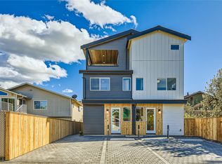 732 N 67th St #B, Seattle, WA 98103