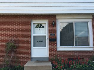 2506 S 3rd Street Plz, Omaha, NE 68108