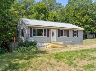 9 Iriquois Dr, Ashburnham, MA 01430